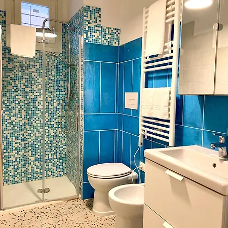 شقة Quiet With Canal View